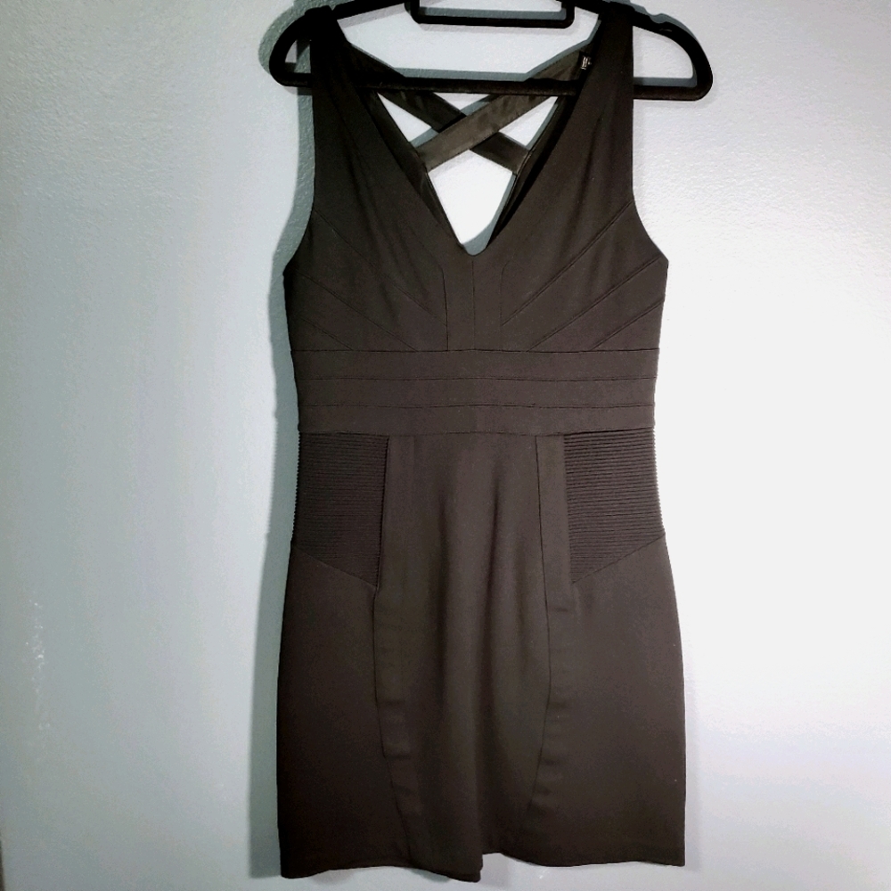 Express slim look black onepice dress